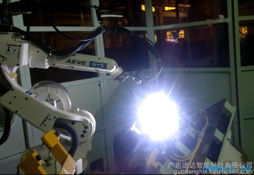 广东途达OTC焊接机器人    点焊机器人   氩弧焊机器人    工业机器人