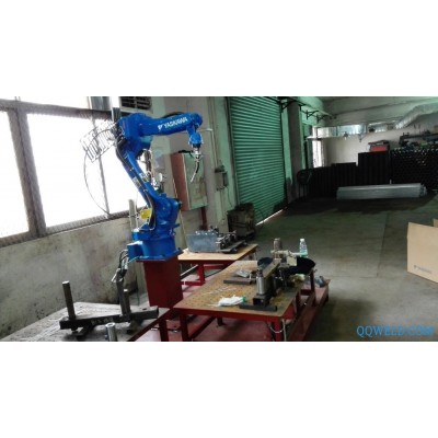 安川焊接机器人MA1440焊接机器人