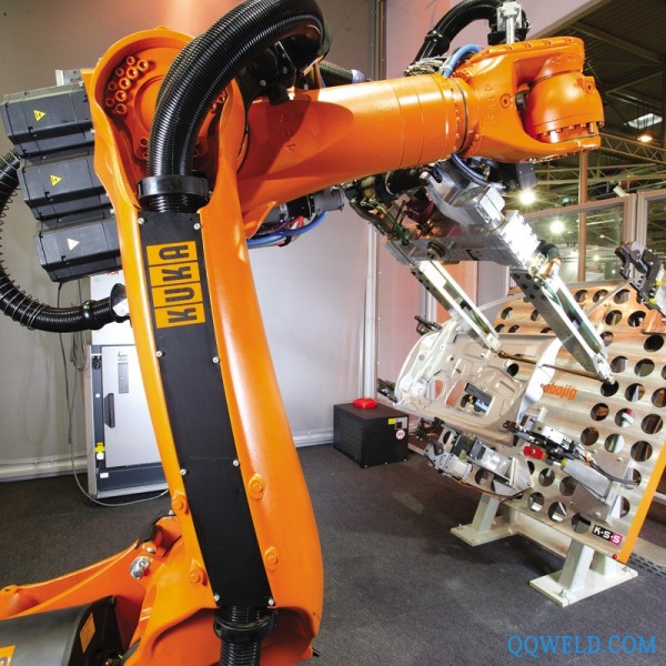 ** 焊接机器人 OTC焊接机器人 焊接机器人厂家  点焊机器人 理想动力定制