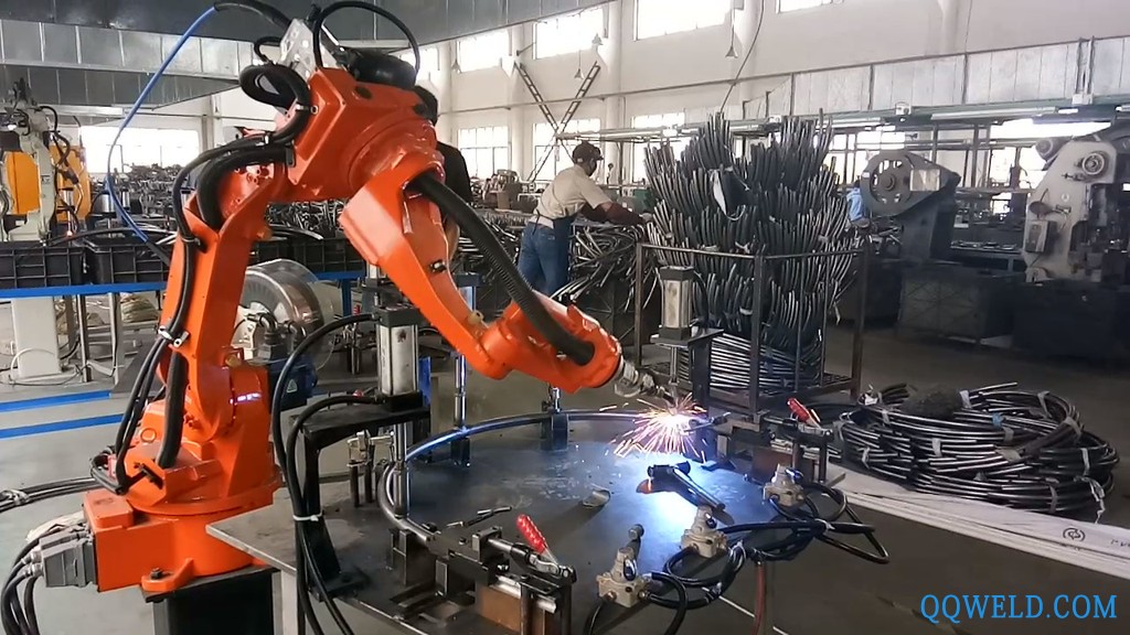 固锐童车焊接 农机零件焊接机器人 焊接机器人价格